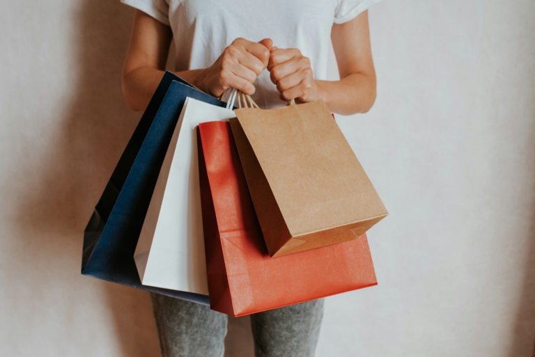 Kipling: Guida alle Borse con la Scimmietta Portafortuna, Modelli e Prezzi